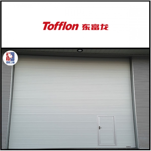 东富龙科技集团股份有限公司车间安装提升门