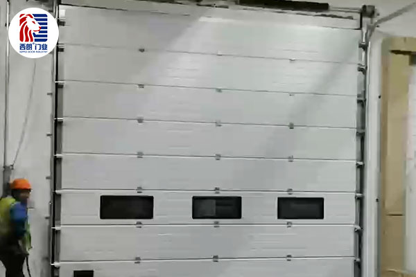 IHI寿力压缩技术（苏州）有限公司车间安装提升门