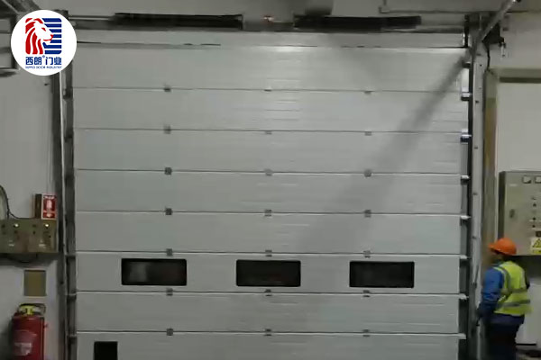 IHI寿力压缩技术（苏州）有限公司车间安装提升门