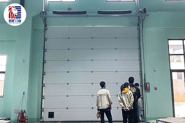 永谐科技(滁州)有限公司车间安装提升门