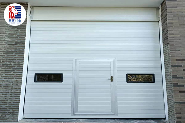 安徽铭金机械设备有限公司车间安装提升门