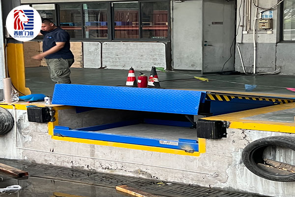 西朗装卸货平台