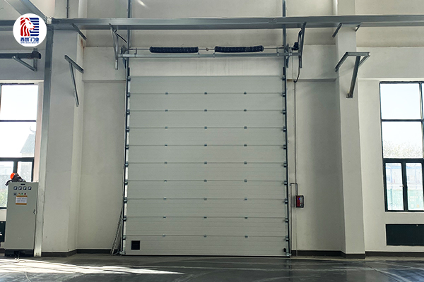 抗风保温提升门